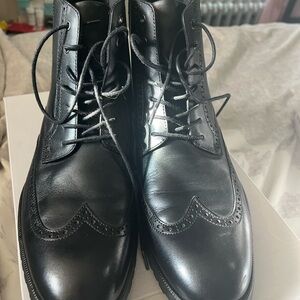 Size 9 - Aldo Salinger Wingtip- Black Leather - Mens